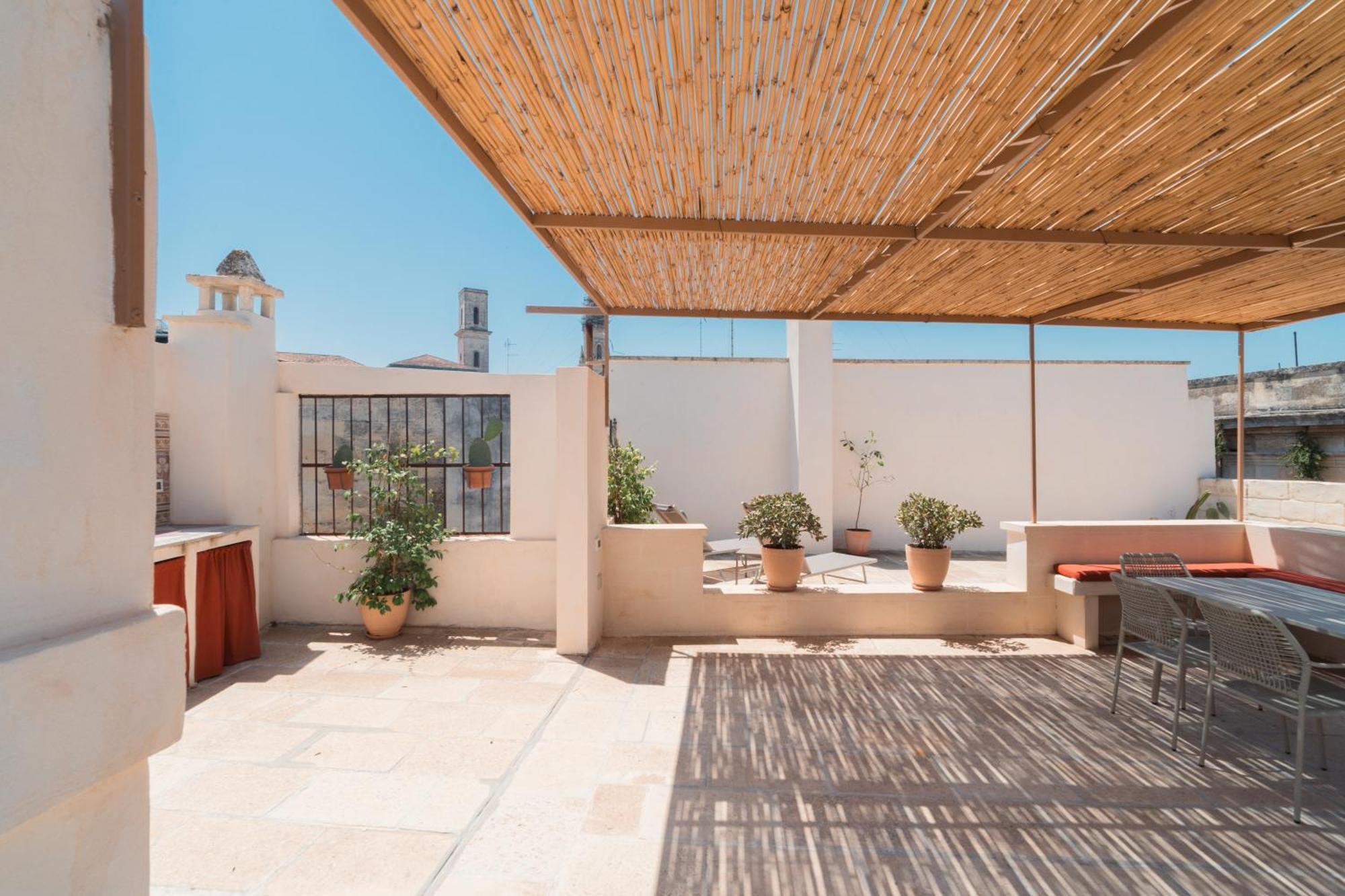 לצ'ה Margherita Apartment & Rooftop By Residence Colibri מראה חיצוני תמונה