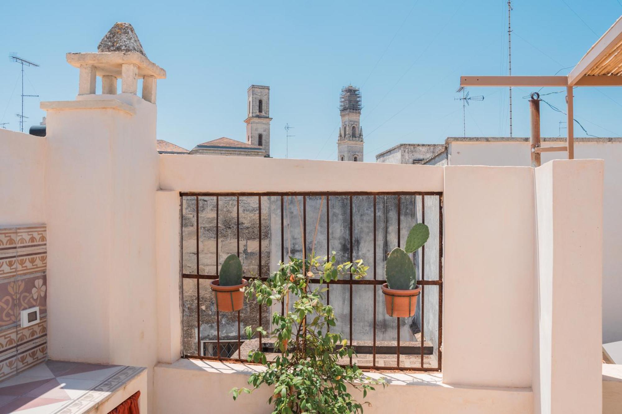 לצ'ה Margherita Apartment & Rooftop By Residence Colibri מראה חיצוני תמונה